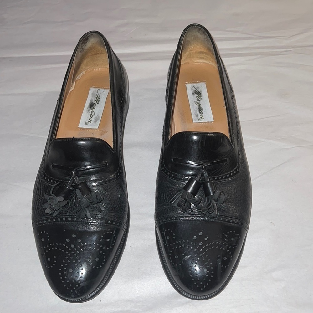 Mezlan Havana black leather cap toe tassels men’s loafers               Sz 8 1/2